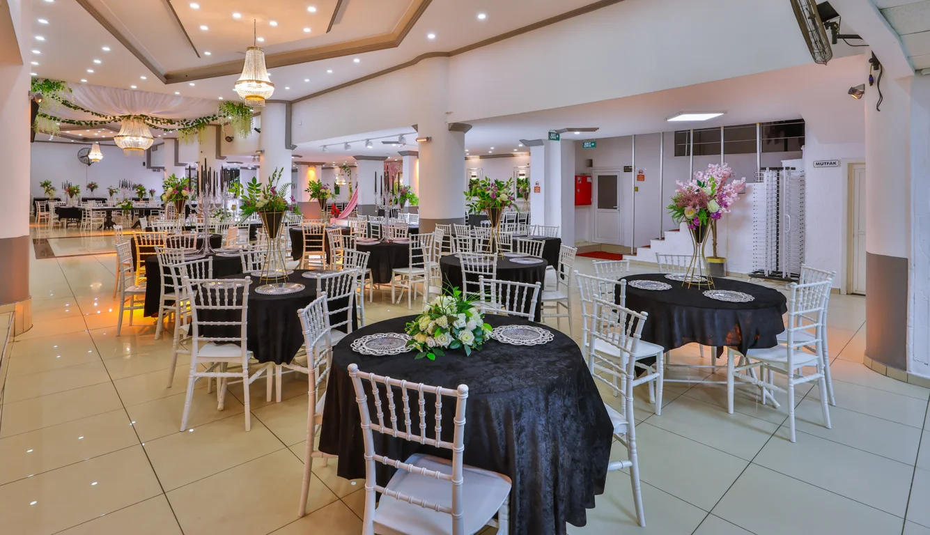 By Özer Düğün Davet Salonu - Fotoğraf 1