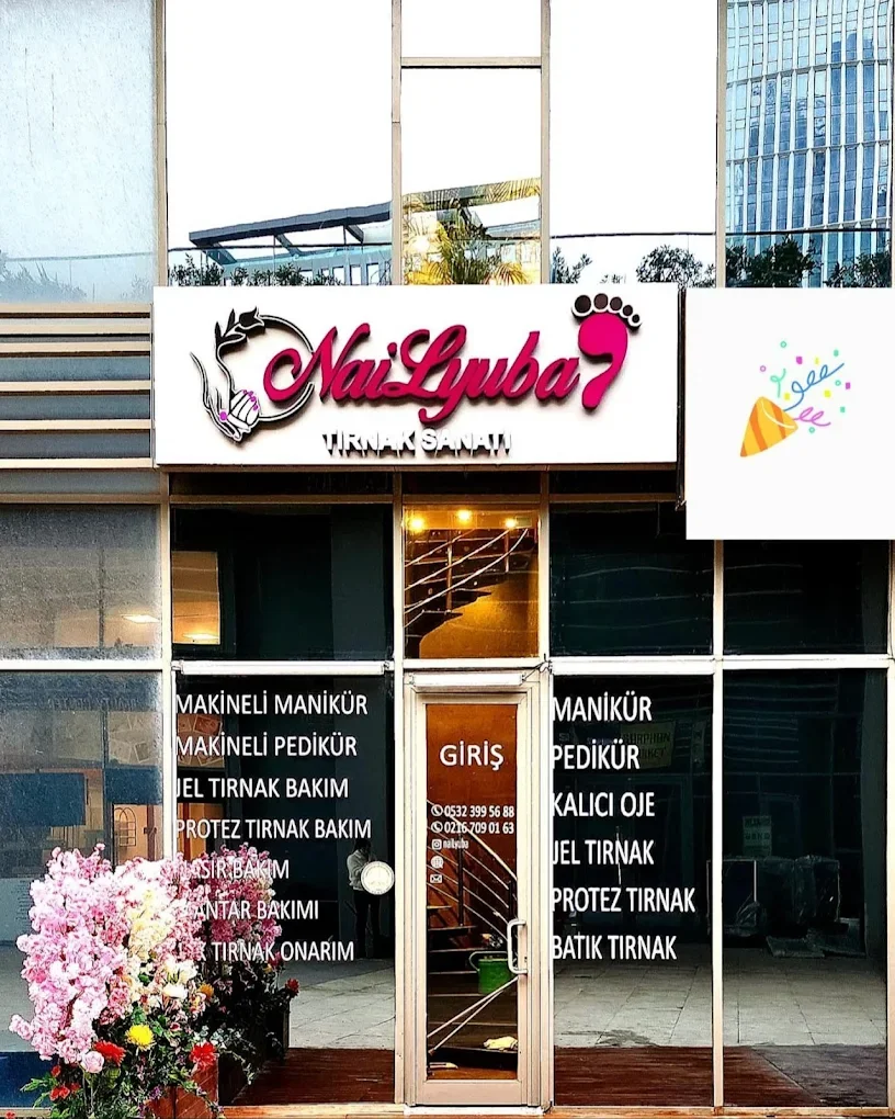 NaiLyuba Ataşehir Protez Jel Tırnak Kalıcı Oje Salonu
