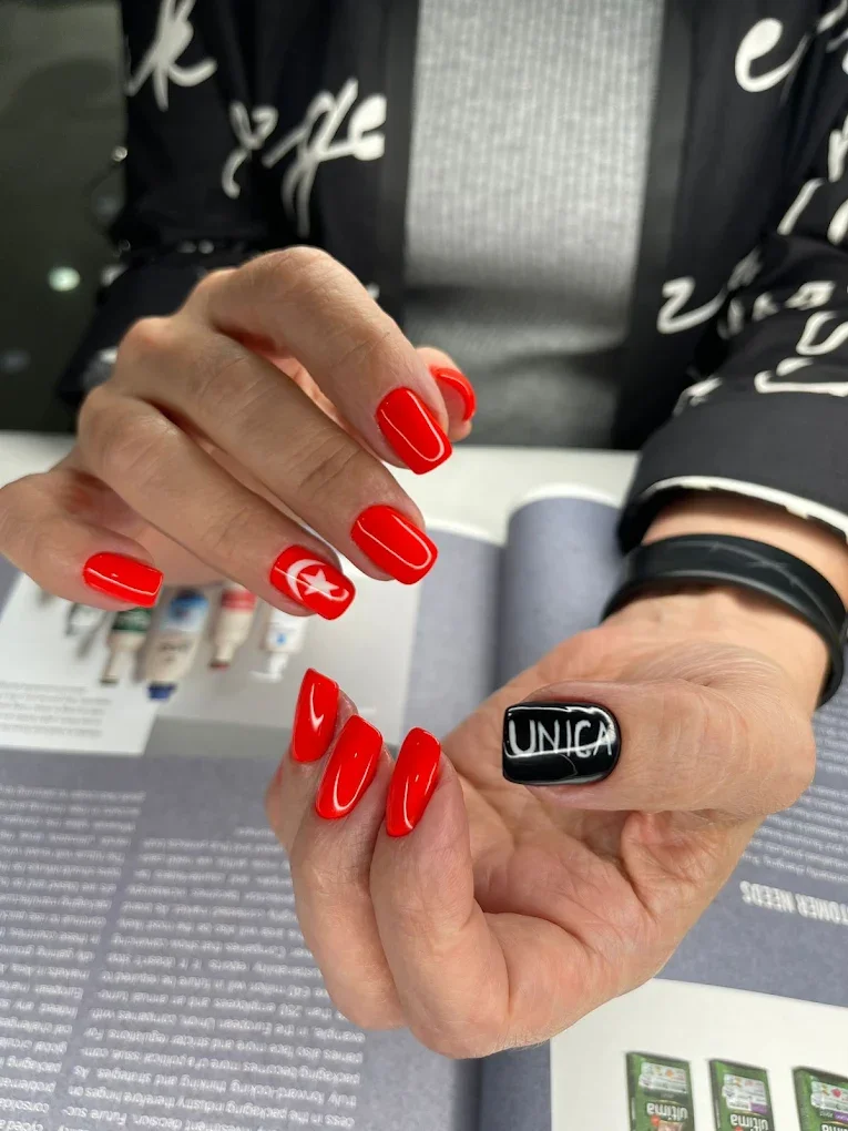 Valery nail studio - Fotoğraf 1