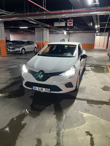 Auto Home Levent Araç Kiralama - Fotoğraf 1