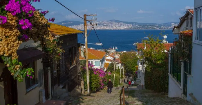 Adalar’da Gezilecek En İyi Yerler - 02 - Puan.com