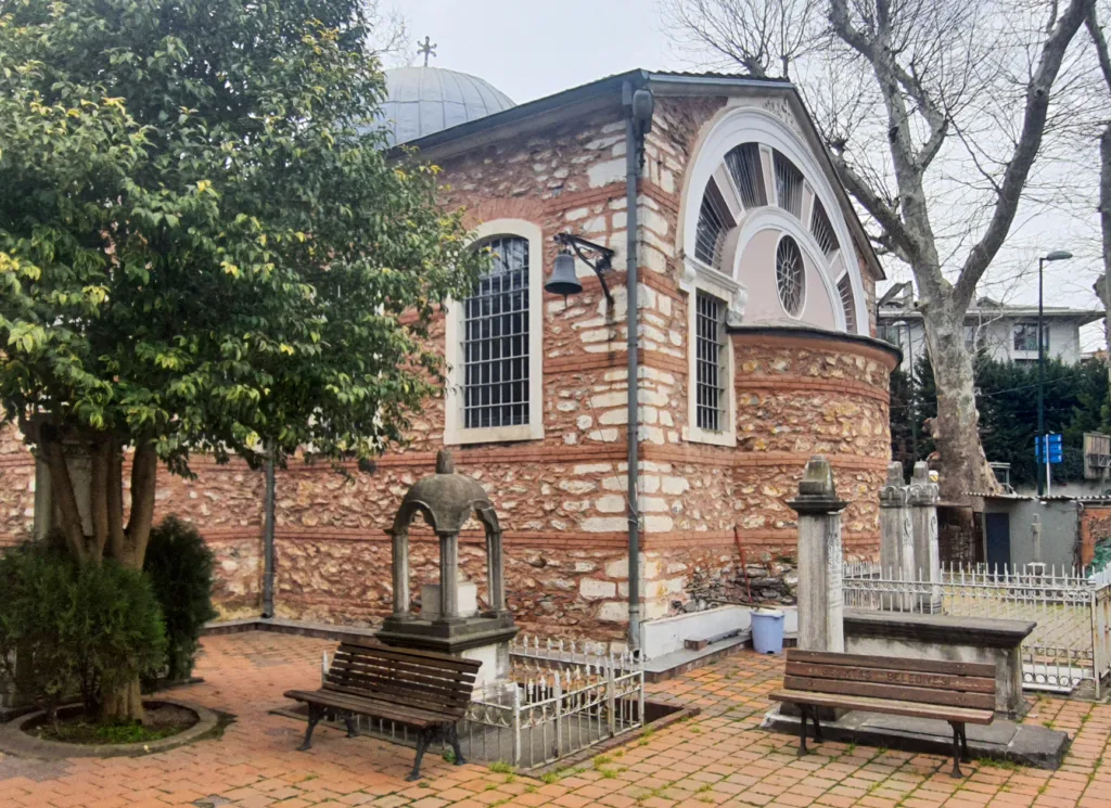 Arnavutköy’de Gezilecek En İyi Yerler - 04 - Puan.com