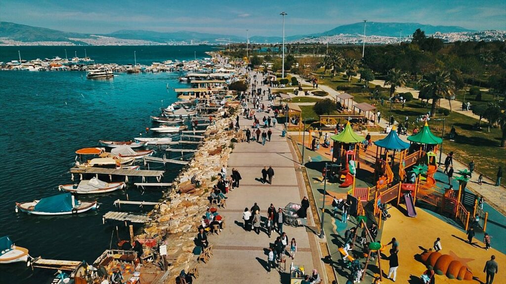Balçova Gezilecek En İyi Yerler - 10 - Puan.com
