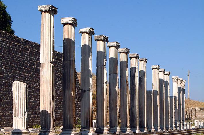 Bergama Gezilecek En İyi Yerler - 02 - Puan.com