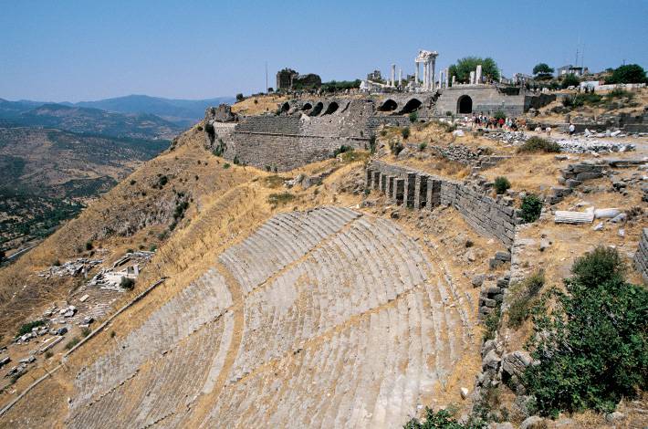 Bergama Gezilecek En İyi Yerler - Puan.com
