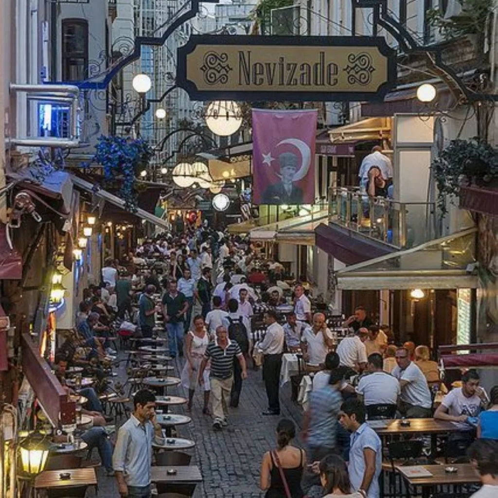 En İyi Beyoğlu Gezilecek Yerler - 10 - Puan.com
