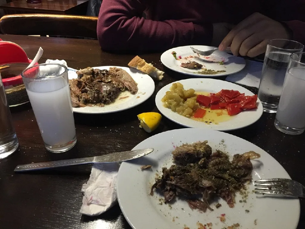 En İyi Kınık Restaurantları - 05 - Puan.com