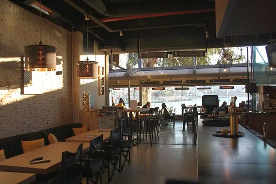 En İyi Kuşadası Restoranlar - 03 - Puan.com