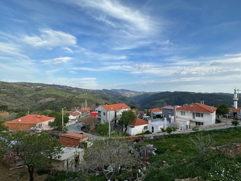 Güzelbahçe Gezilecek En İyi Yerler - 09 - Puan.com
