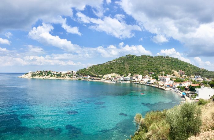 Karaburun Gezilecek En İyi Yerler - 02 - Puan.com