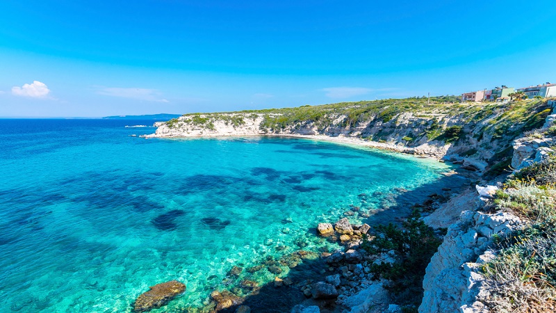 Karaburun Gezilecek En İyi Yerler - 06 - Puan.com