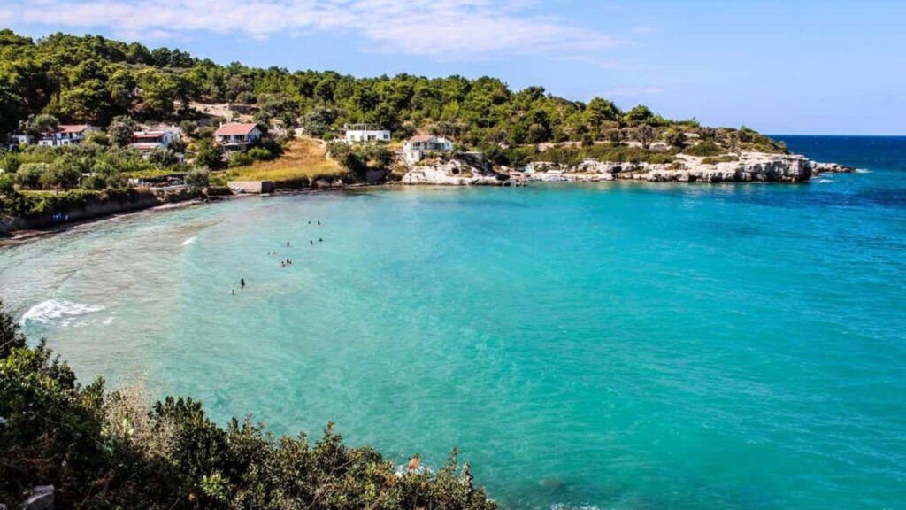 Karaburun Gezilecek En İyi Yerler - Puan.com