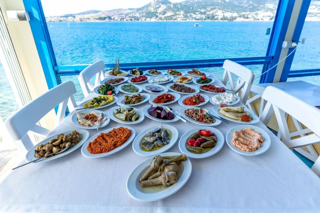 En İyi Foça Balık Restoranları - 06 - Puan.com