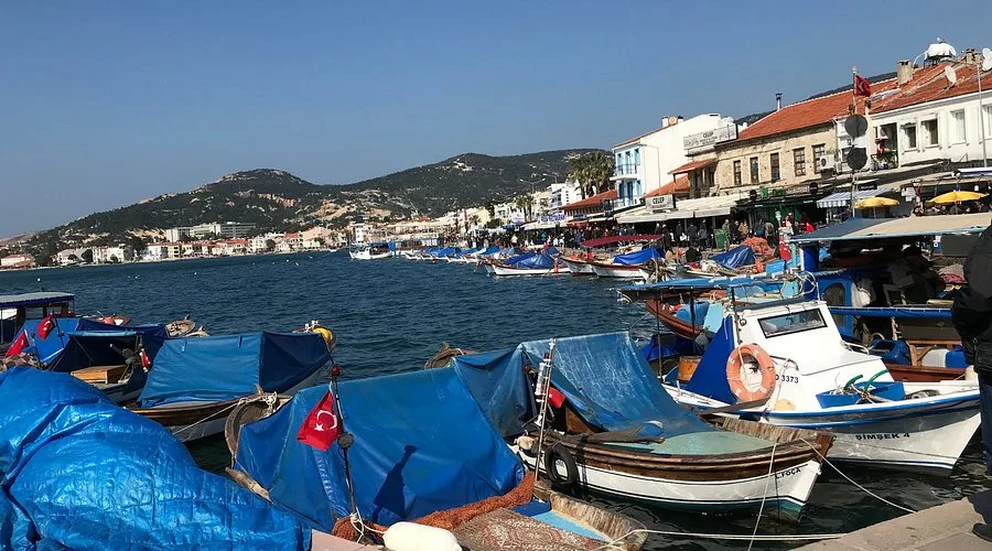 En İyi Foça Balık Restoranları - 07 - Puan.com
