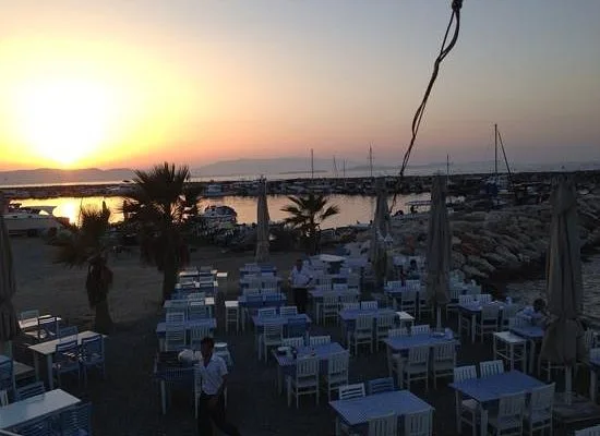 En İyi Güzelbahçe Balık Restoranları - 03 - Puan.com